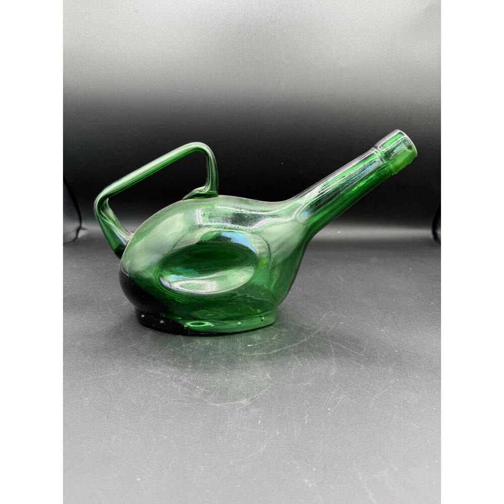 Brevetto No 10.970 Hand Crafted Italian Green Glass Wine Decanter